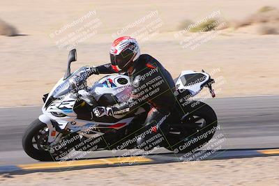 media/Dec-10-2023-SoCal Trackdays (Sun) [[0ce70f5433]]/Turn 9 Inside Set 2 (1115am)/